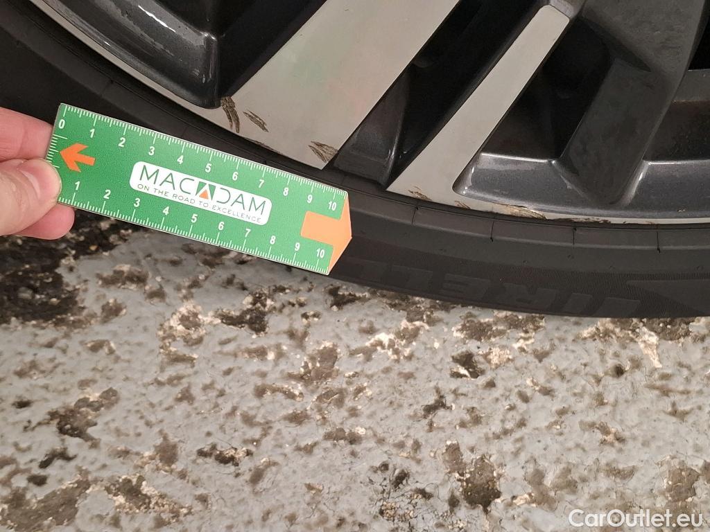  Peugeot  5008  Allure 1.2 PureTech 130CV BVA8 7 Sieges E6d #21