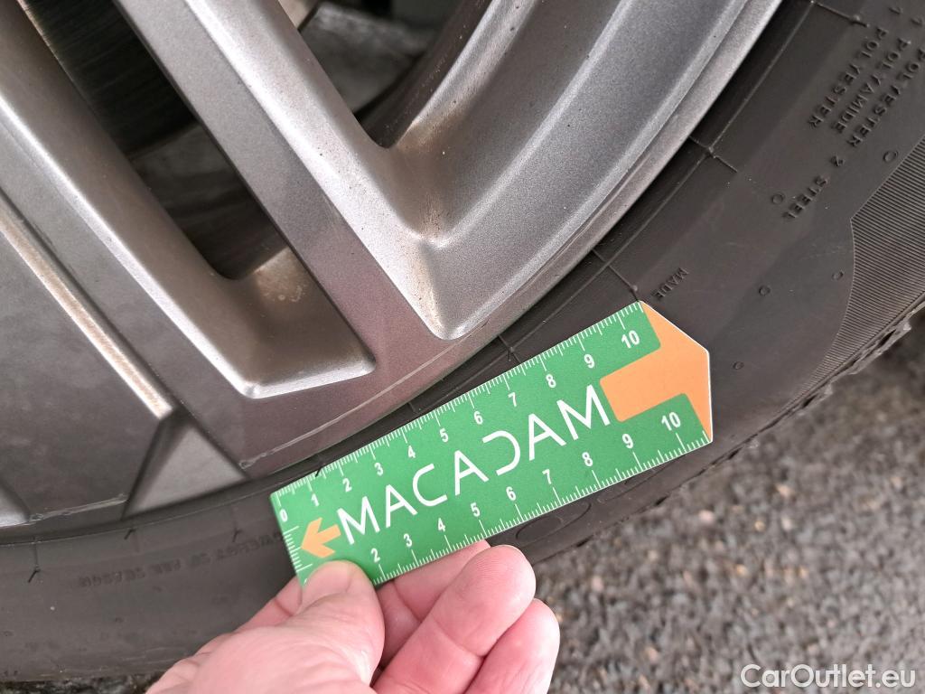  Peugeot  308 PEUGEOT  SW / 2021 / 5P / Break BlueHDi 130 ACTIVE PACK #7