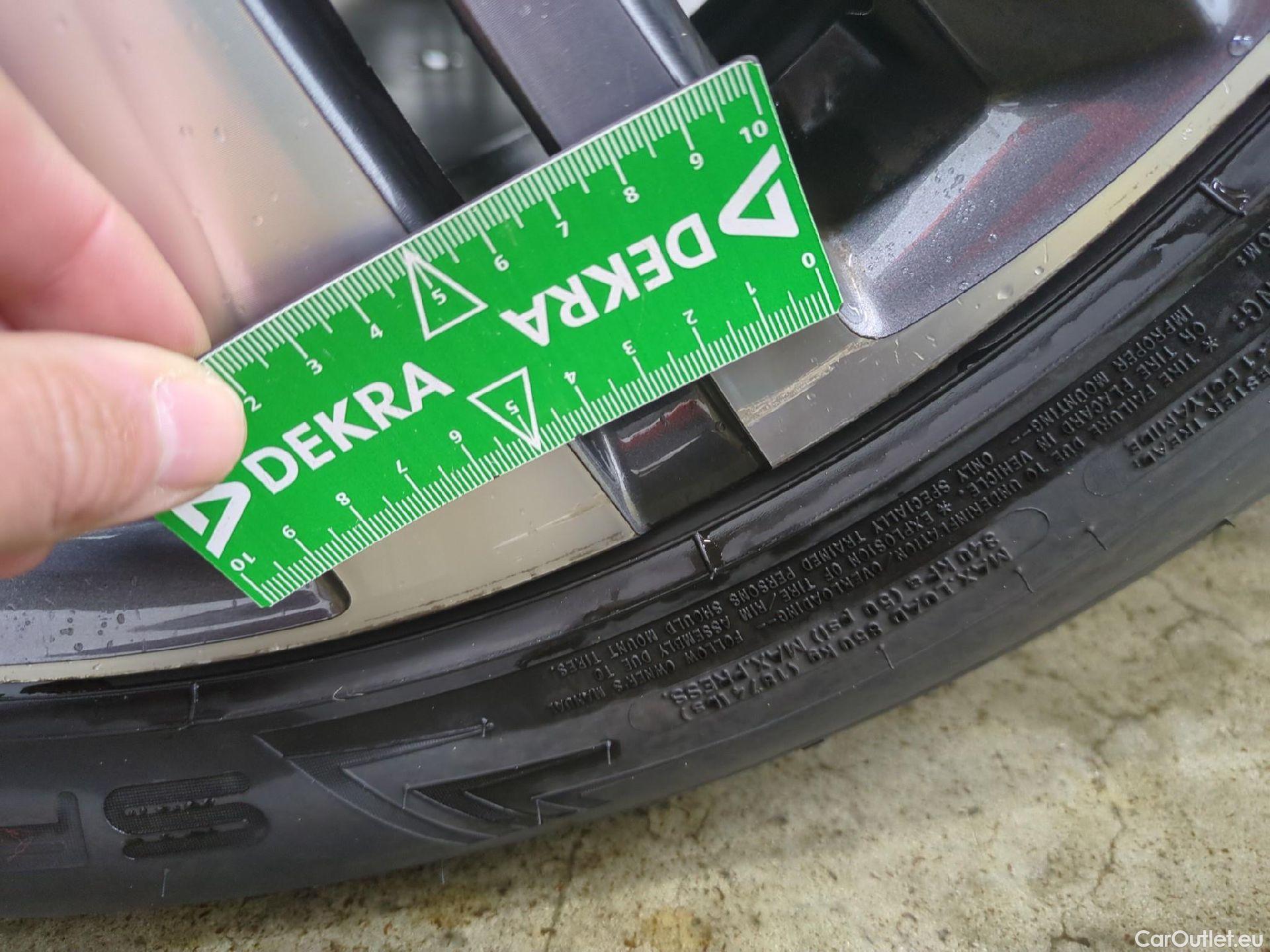  Peugeot  5008  Allure Pack 1.5 HDi 130CV BVA8 7 Sieges E6d #5