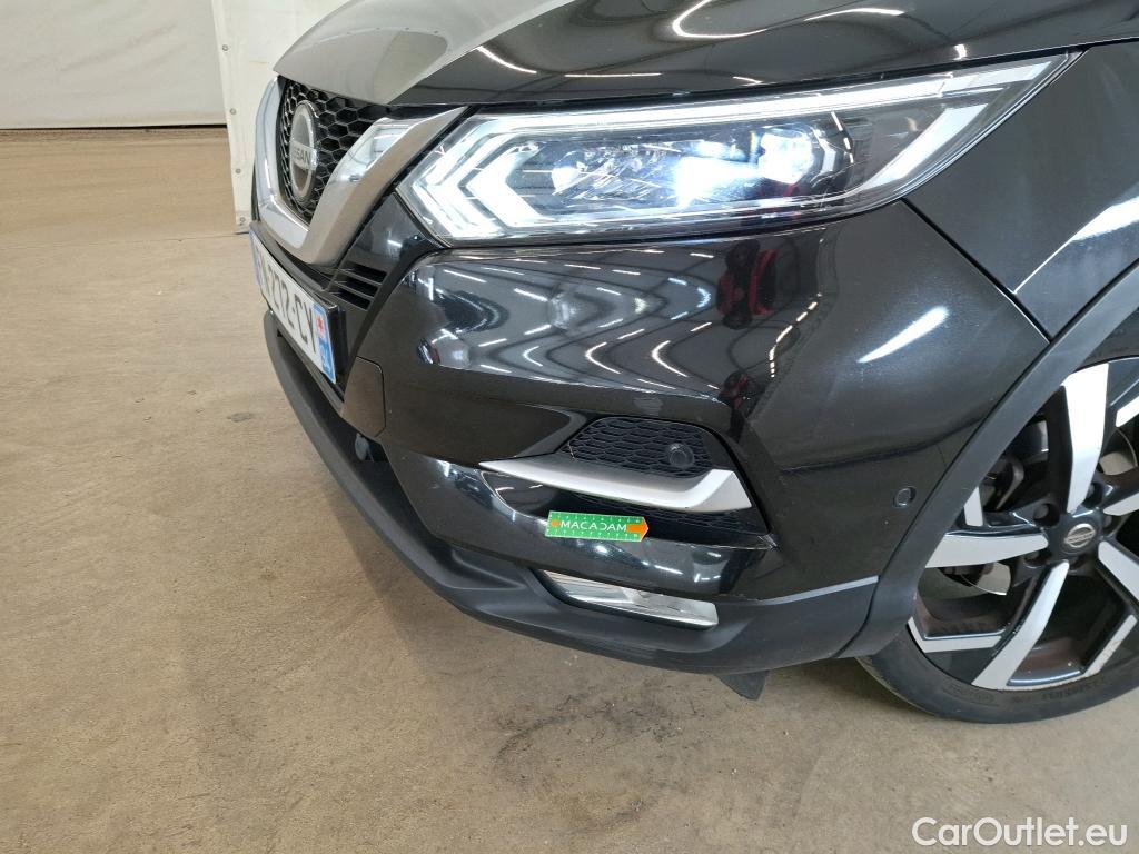  Nissan  Qashqai NISSAN  / 2017 / 5P / Crossover 1.3 DIG-T 160 DCT Tekna #1