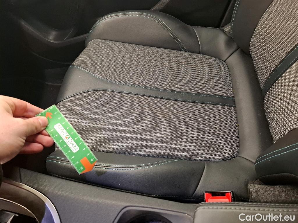  Peugeot  5008  Allure 1.2 PureTech 130CV BVA8 7 Sieges E6d #32