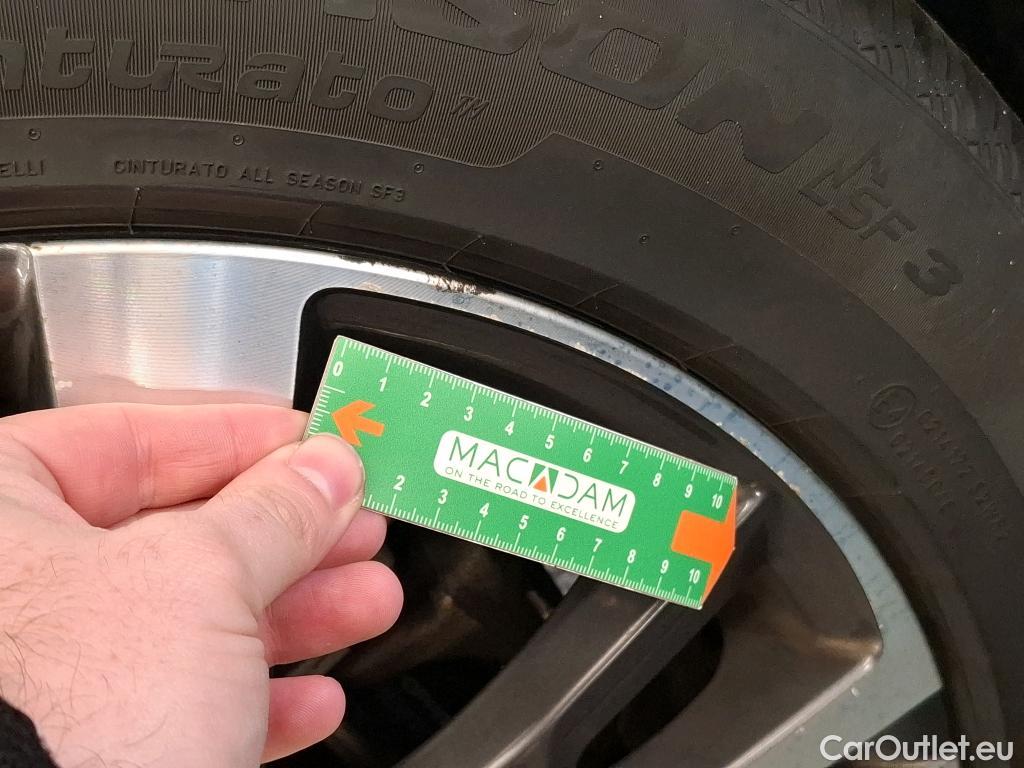  Peugeot  5008  Allure 1.2 PureTech 130CV BVA8 7 Sieges E6d #10