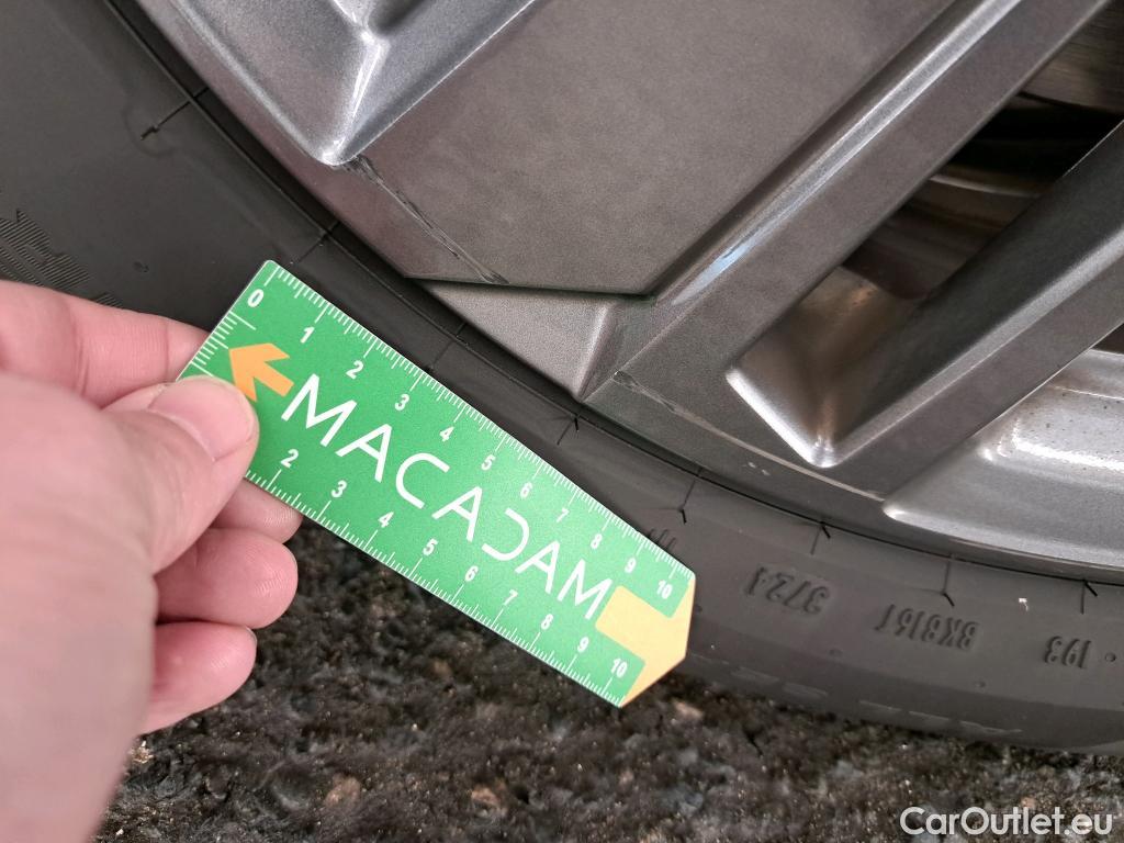  Peugeot  308 PEUGEOT  SW / 2021 / 5P / Break BlueHDi 130 ACTIVE PACK #8