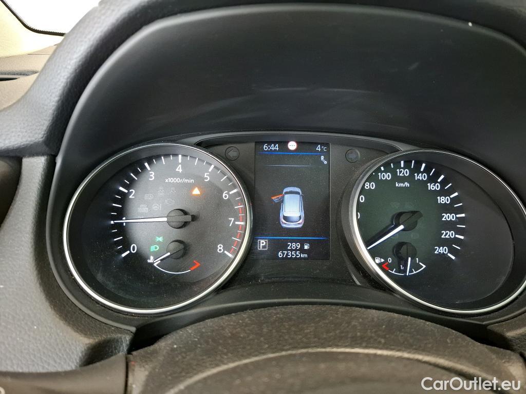  Nissan  Qashqai NISSAN  / 2017 / 5P / Crossover 1.3 DIG-T 160 DCT Tekna #29