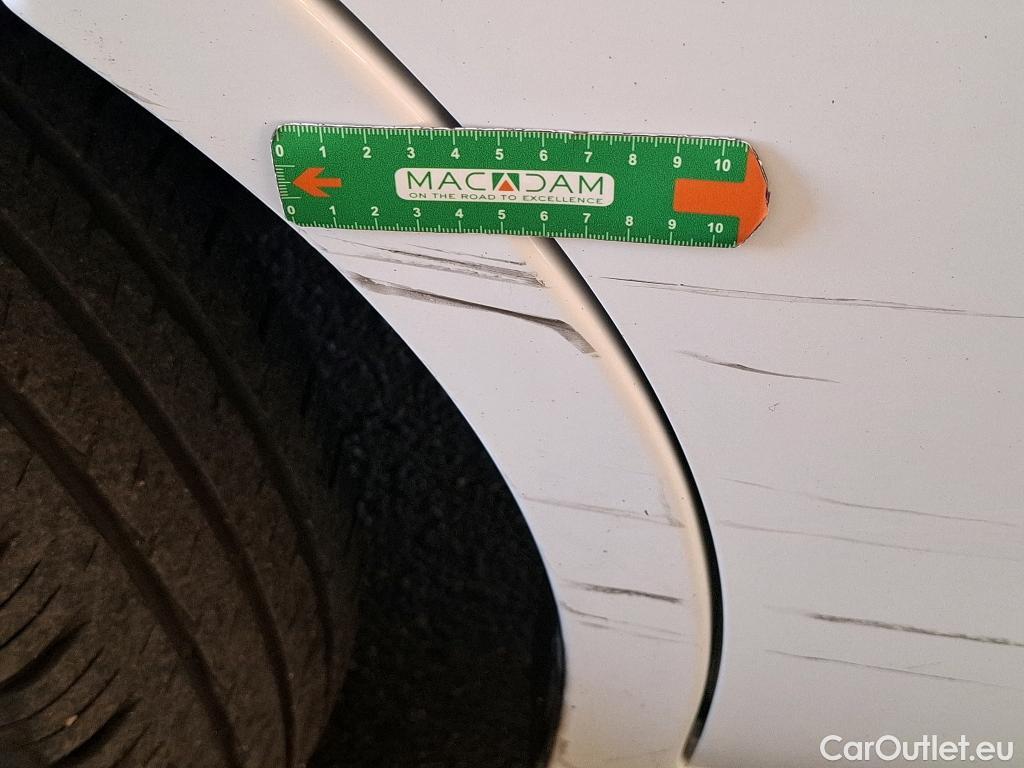  Renault  Master  III Fourgon L2H2 3 3 Grand Confort dCi 135CV BVM6 E6dT #4