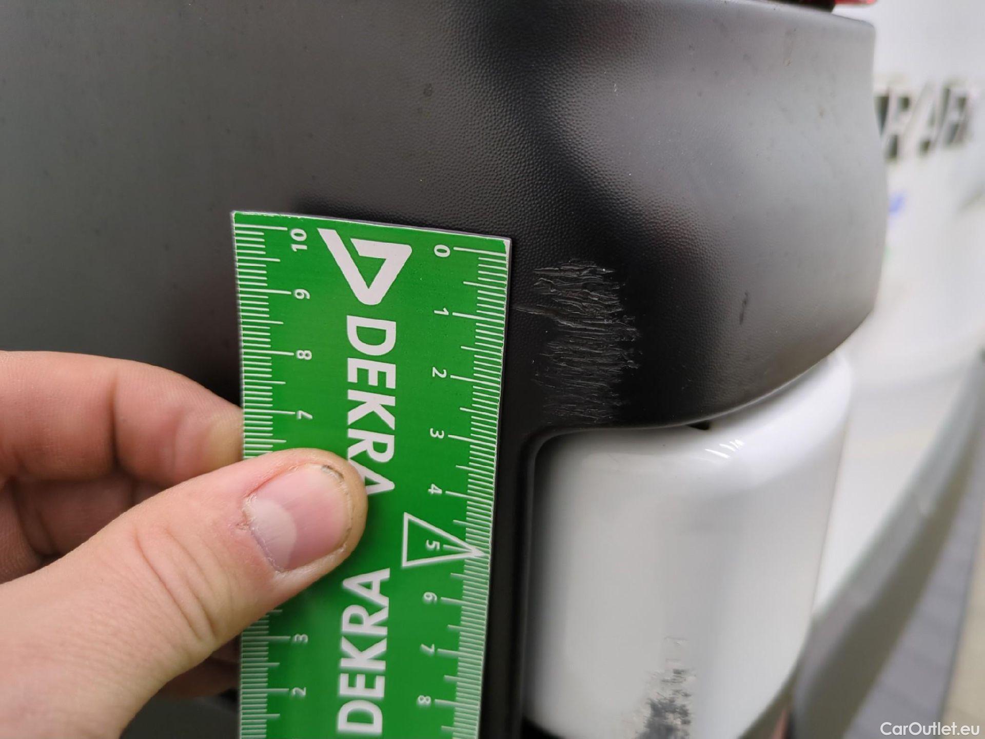  Renault  Trafic RENAULT  4p Combi Life L1 Energy dCi 125 #28