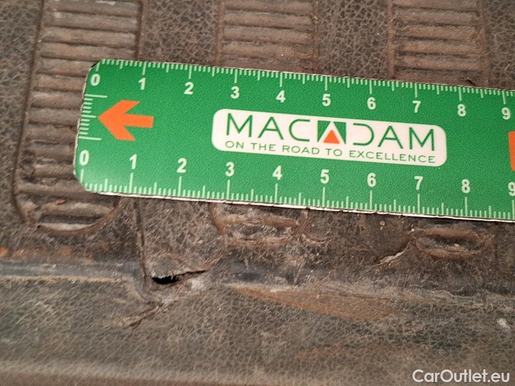  Renault  Master  III Fourgon L2H2 3 3 Grand Confort dCi 135CV BVM6 E6dT #38