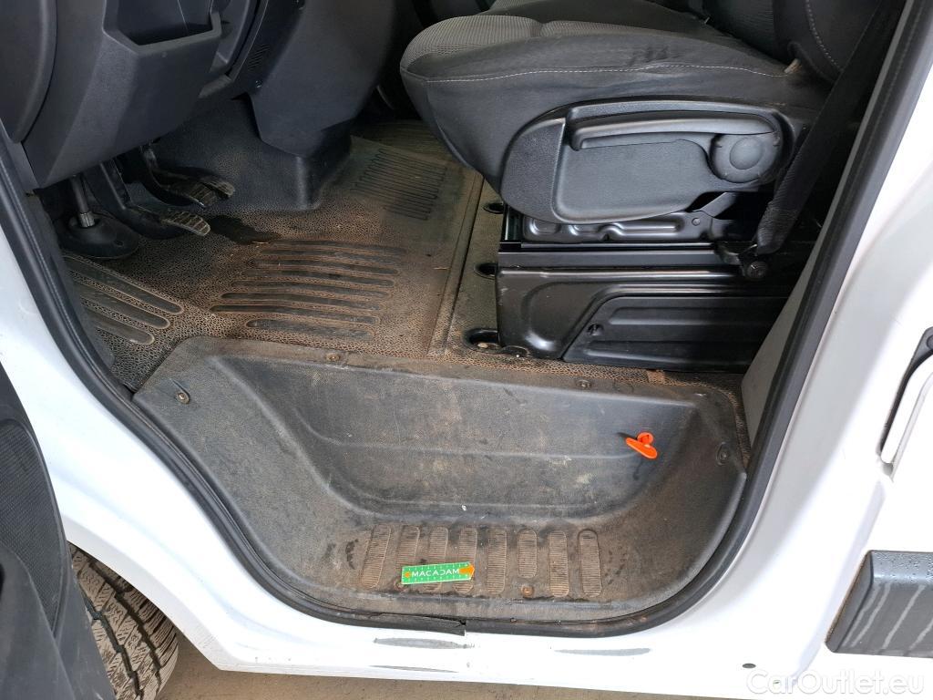  Renault  Master RENAULT  / 2019 / 4P / Fourgon tôlé FG Tr GCF F3300 L2H2 dCi 135 #19