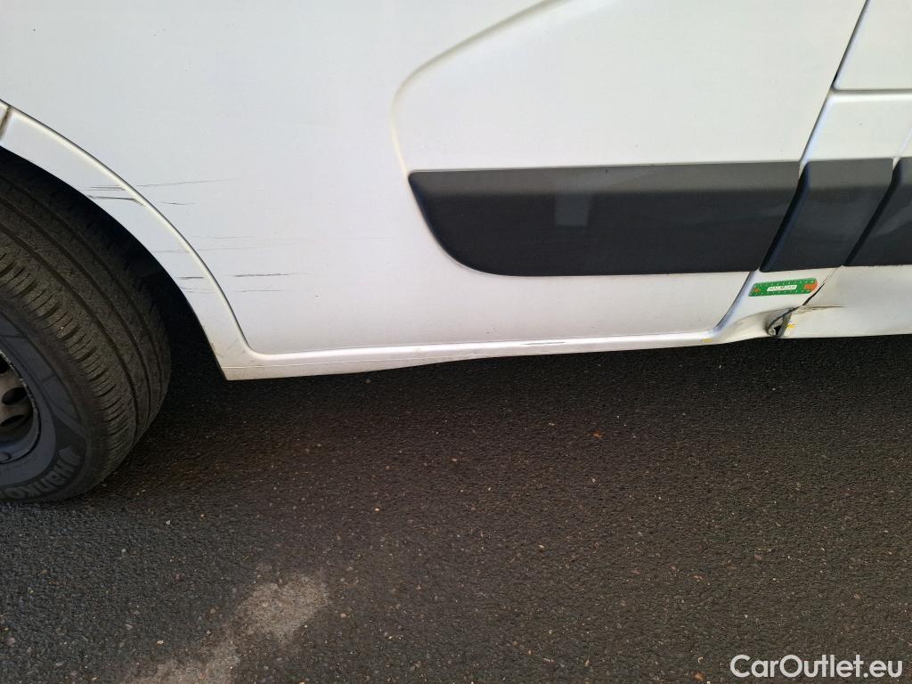  Renault  Master  III Fourgon L2H2 3 3 Grand Confort dCi 135CV BVM6 E6dT #1