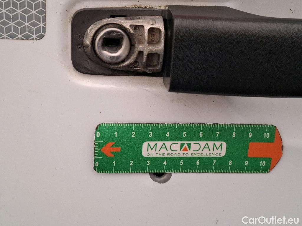  Renault  Master  III Fourgon L2H2 3 3 Grand Confort dCi 135CV BVM6 E6dT #27