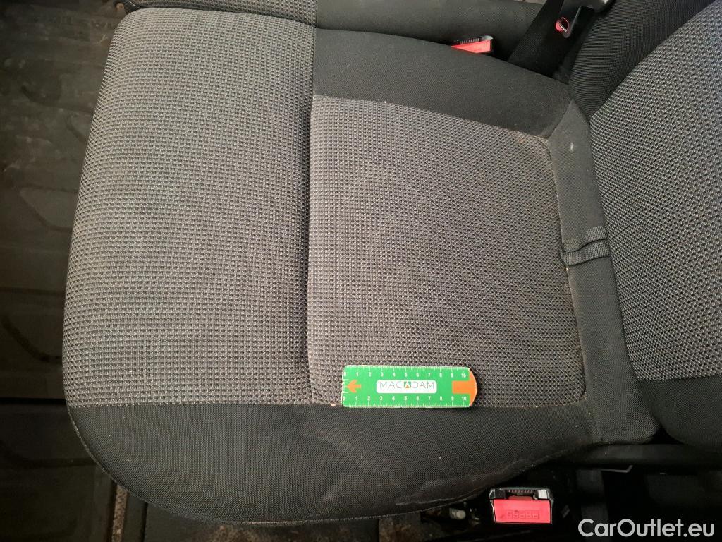  Renault  Master  III Fourgon L2H2 3 3 Grand Confort dCi 135CV BVM6 E6dT #46