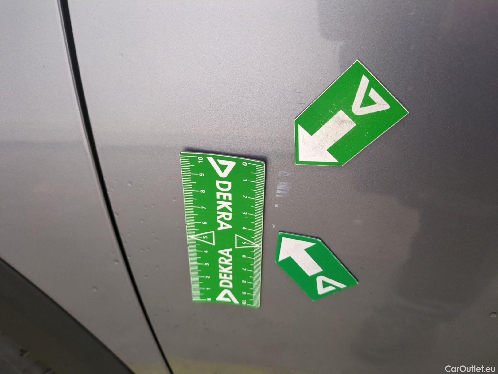  Peugeot  5008  Allure Pack 1.5 HDi 130CV BVA8 7 Sieges E6d #37