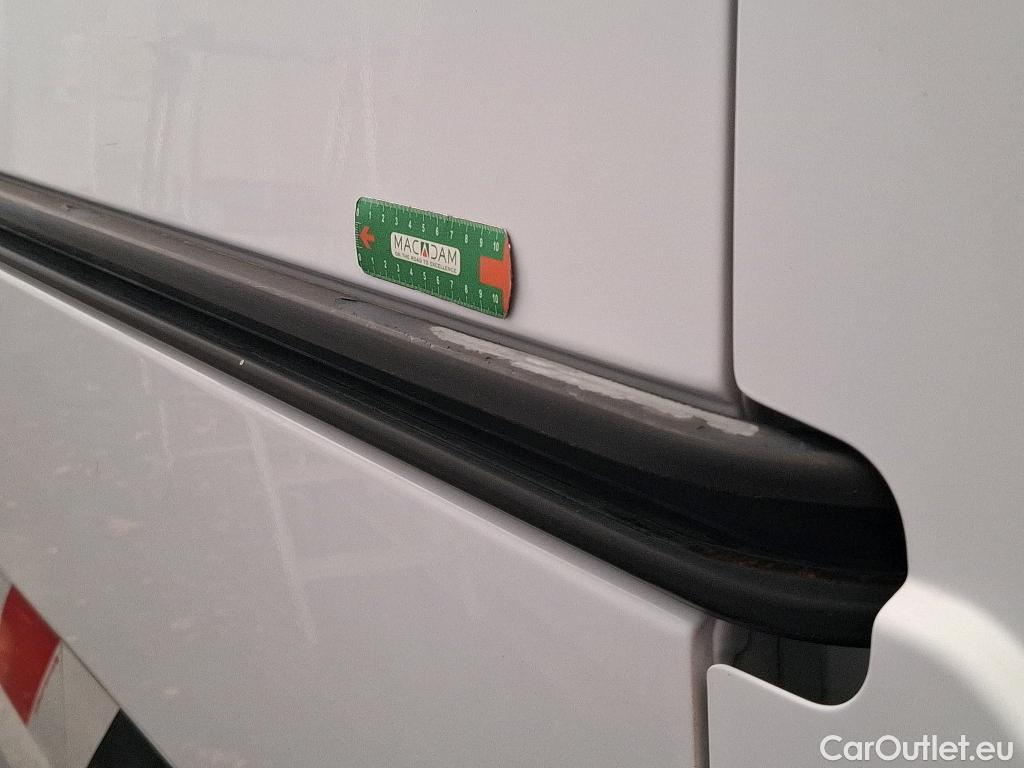  Renault  Master  III Fourgon L2H2 3 3 Grand Confort dCi 135CV BVM6 E6dT #41