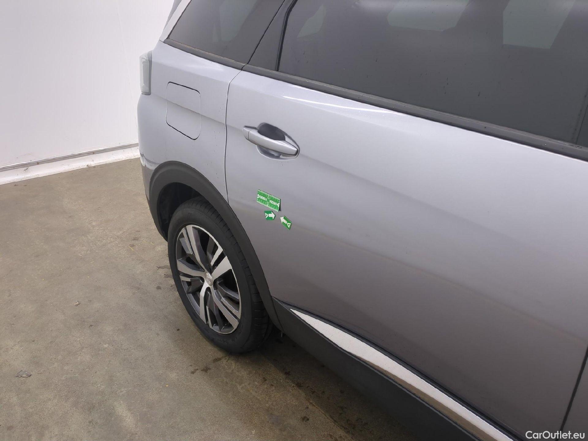  Peugeot  5008  Allure Pack 1.5 HDi 130CV BVA8 7 Sieges E6d #49