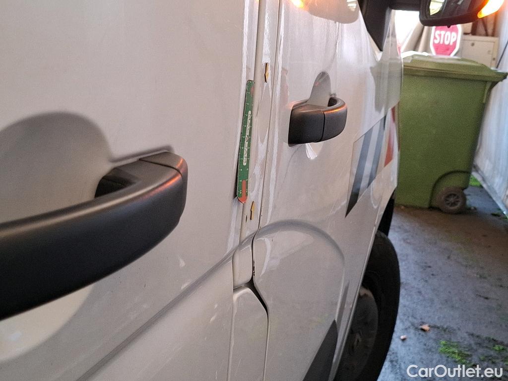  Renault  Master  III Fourgon L2H2 3 3 Grand Confort dCi 135CV BVM6 E6dT #33