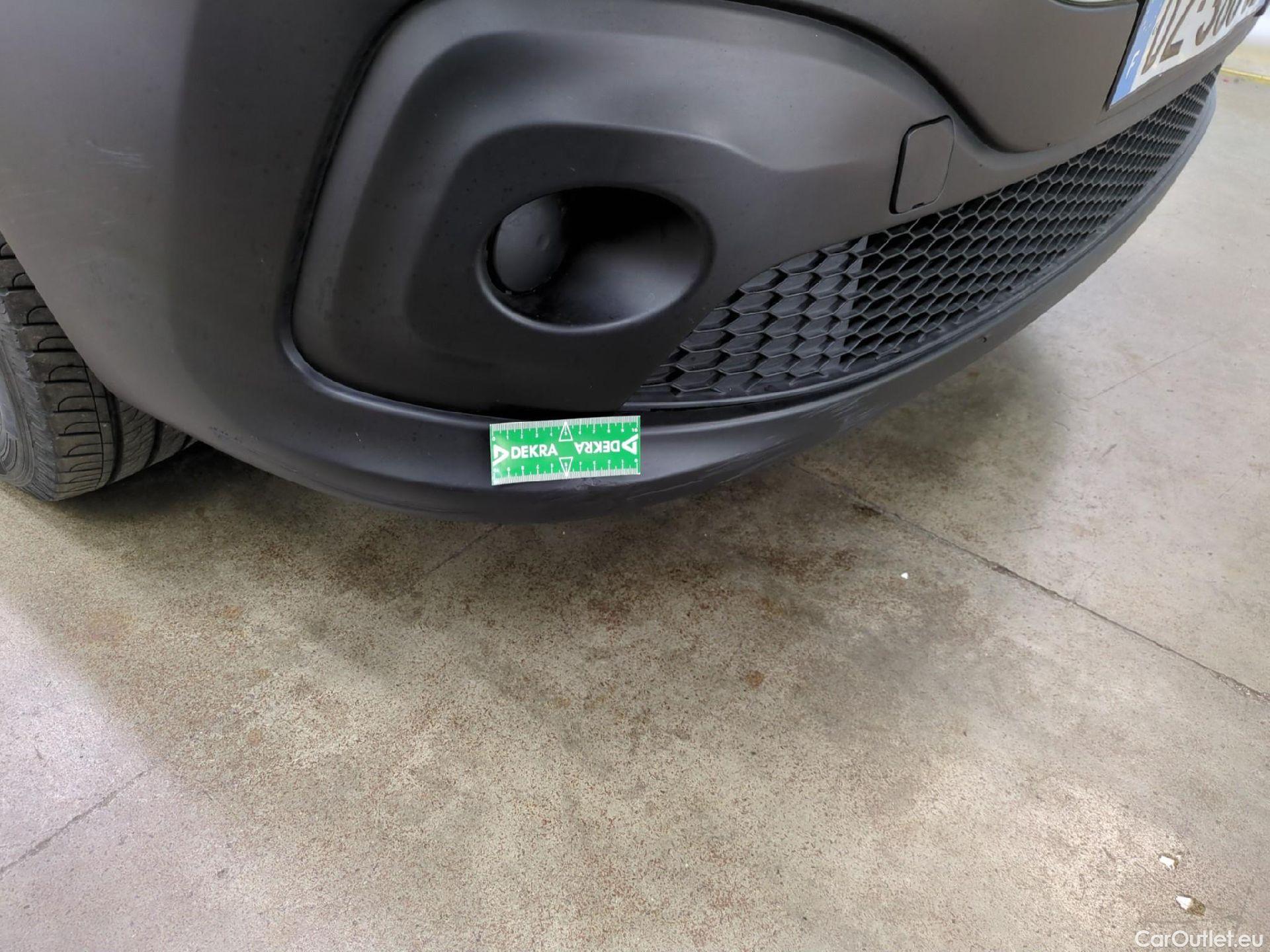  Renault  Trafic RENAULT  4p Combi Life L1 Energy dCi 125 #13