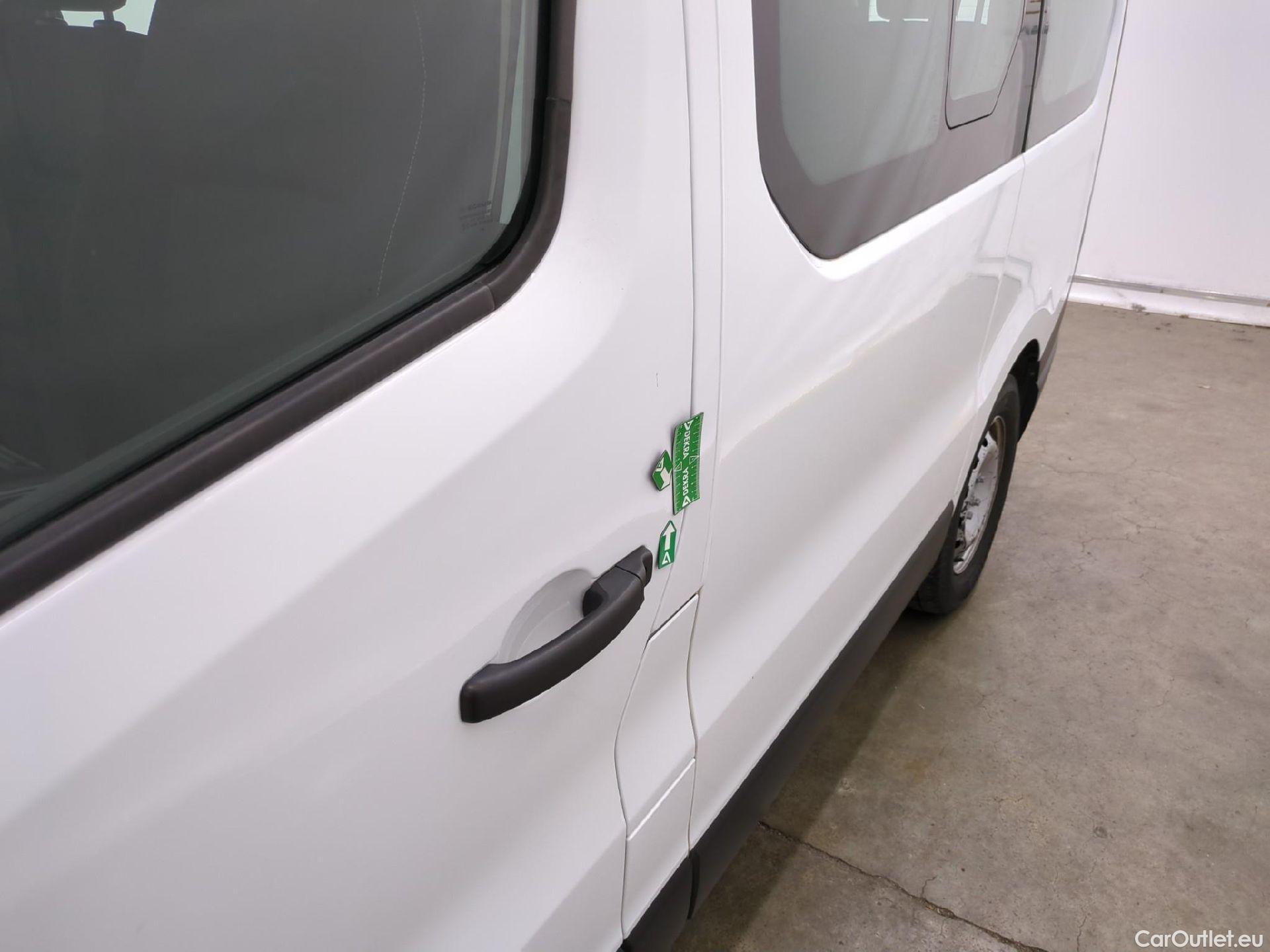  Renault  Trafic RENAULT  4p Combi Life L1 Energy dCi 125 #20