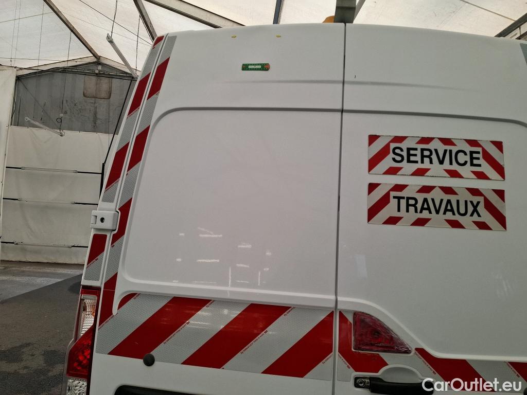  Renault  Master  III Fourgon L2H2 3 3 Grand Confort dCi 135CV BVM6 E6dT #19
