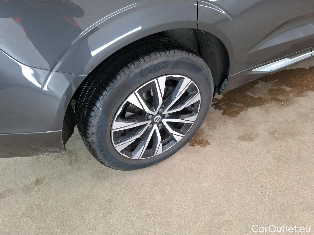  Volvo  XC60  Plus Style Chrome 2WD 2.0 B4 195CV BVA8 E6d #24