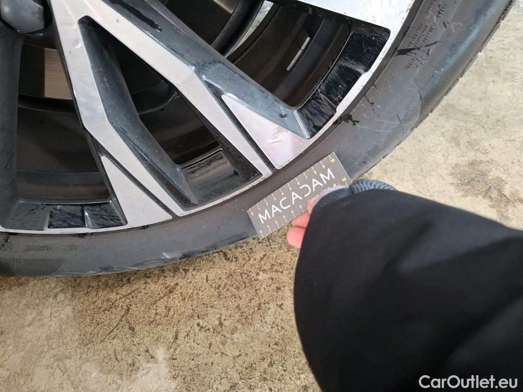  Volvo  XC60  Plus Style Chrome 2WD 2.0 B4 195CV BVA8 E6d #7