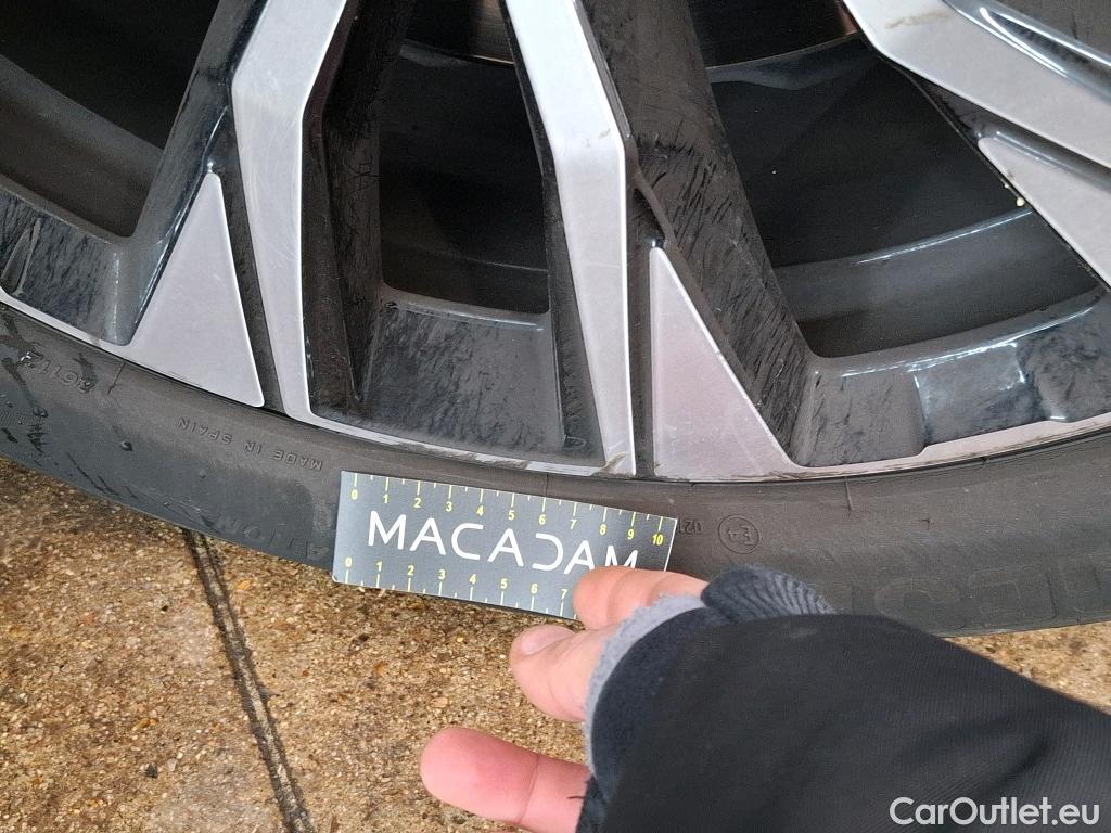  Volvo  XC60  Plus Style Chrome 2WD 2.0 B4 195CV BVA8 E6d #30