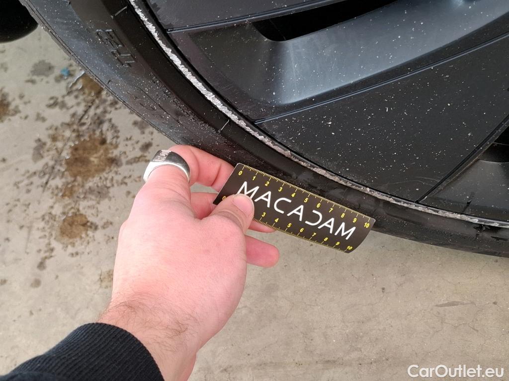  Tesla  Model 3 TESLA  / 2018 / 4P / Berline Grande Autonomie Dual-Motor AWD #17