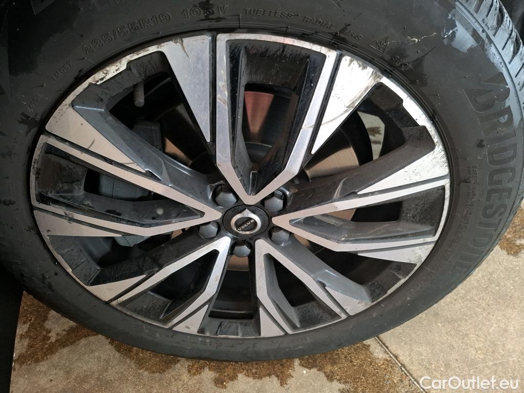  Volvo  XC60  Plus Style Chrome 2WD 2.0 B4 195CV BVA8 E6d #10