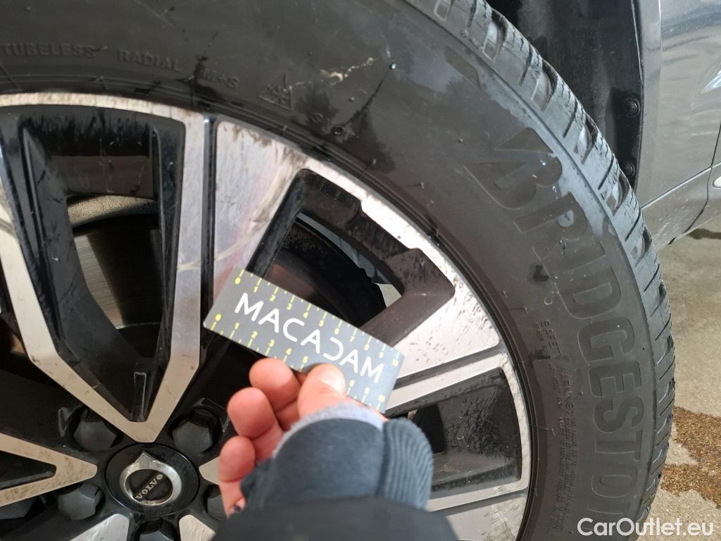  Volvo  XC60  Plus Style Chrome 2WD 2.0 B4 195CV BVA8 E6d #11