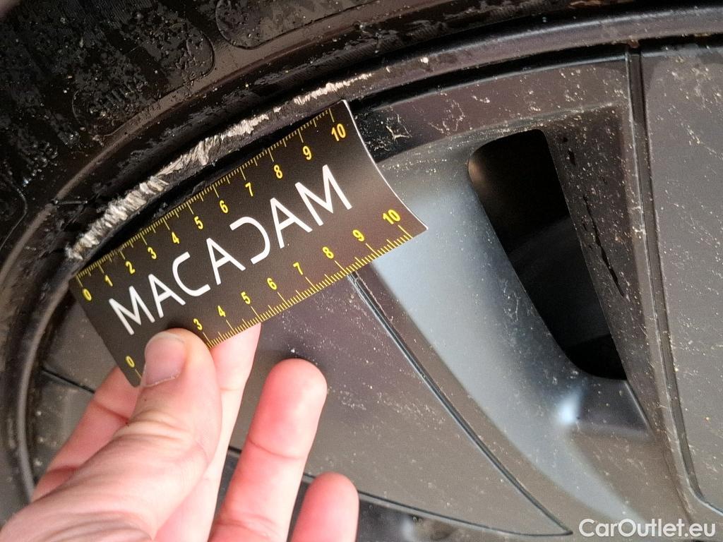  Tesla  Model 3 TESLA  / 2018 / 4P / Berline Grande Autonomie Dual-Motor AWD #47