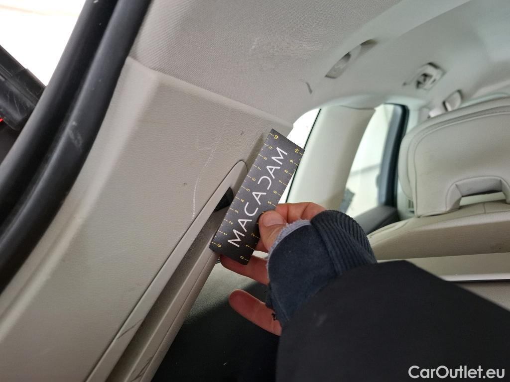  Volvo  XC60  Plus Style Chrome 2WD 2.0 B4 195CV BVA8 E6d #17