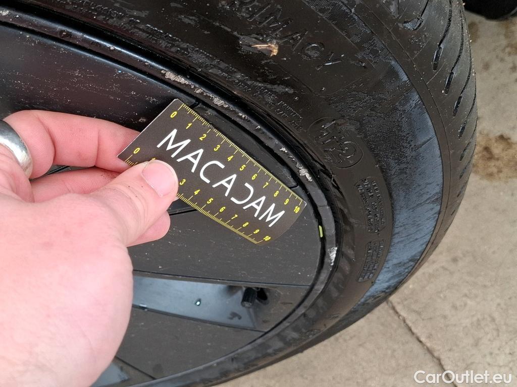  Tesla  Model 3 TESLA  / 2018 / 4P / Berline Grande Autonomie Dual-Motor AWD #49