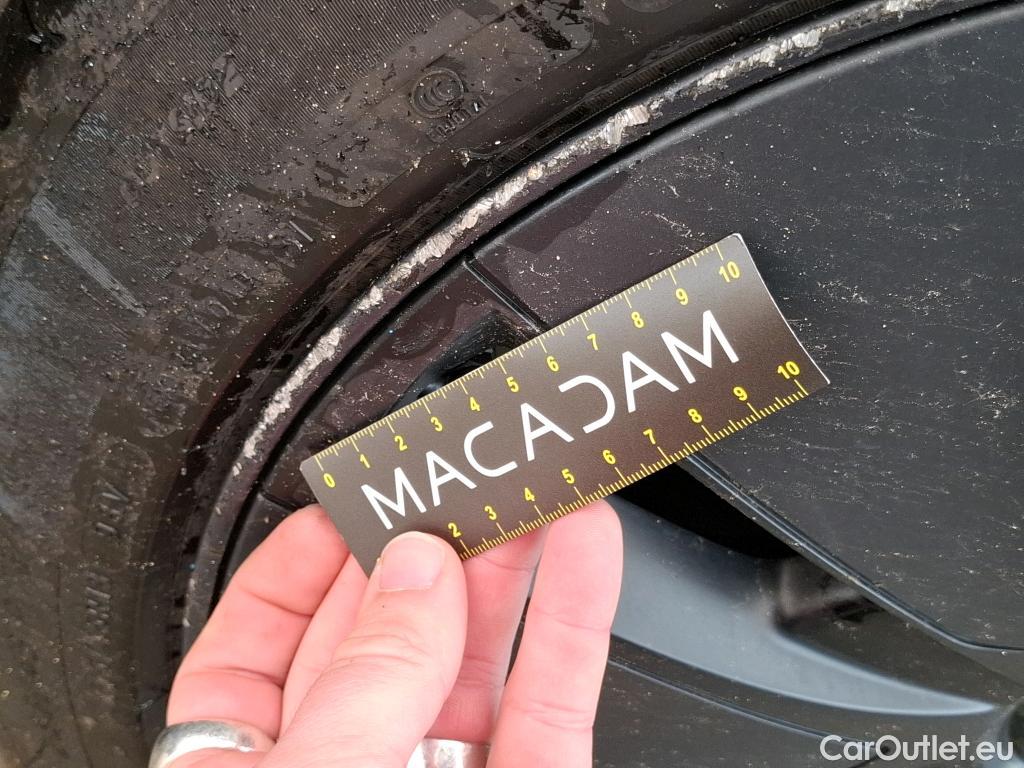  Tesla  Model 3 TESLA  / 2018 / 4P / Berline Grande Autonomie Dual-Motor AWD #42