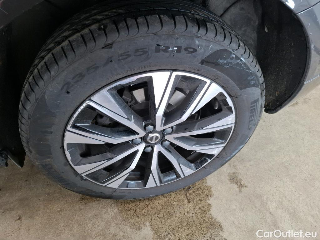  Volvo  XC60  Plus Style Chrome 2WD 2.0 B4 195CV BVA8 E6d #3