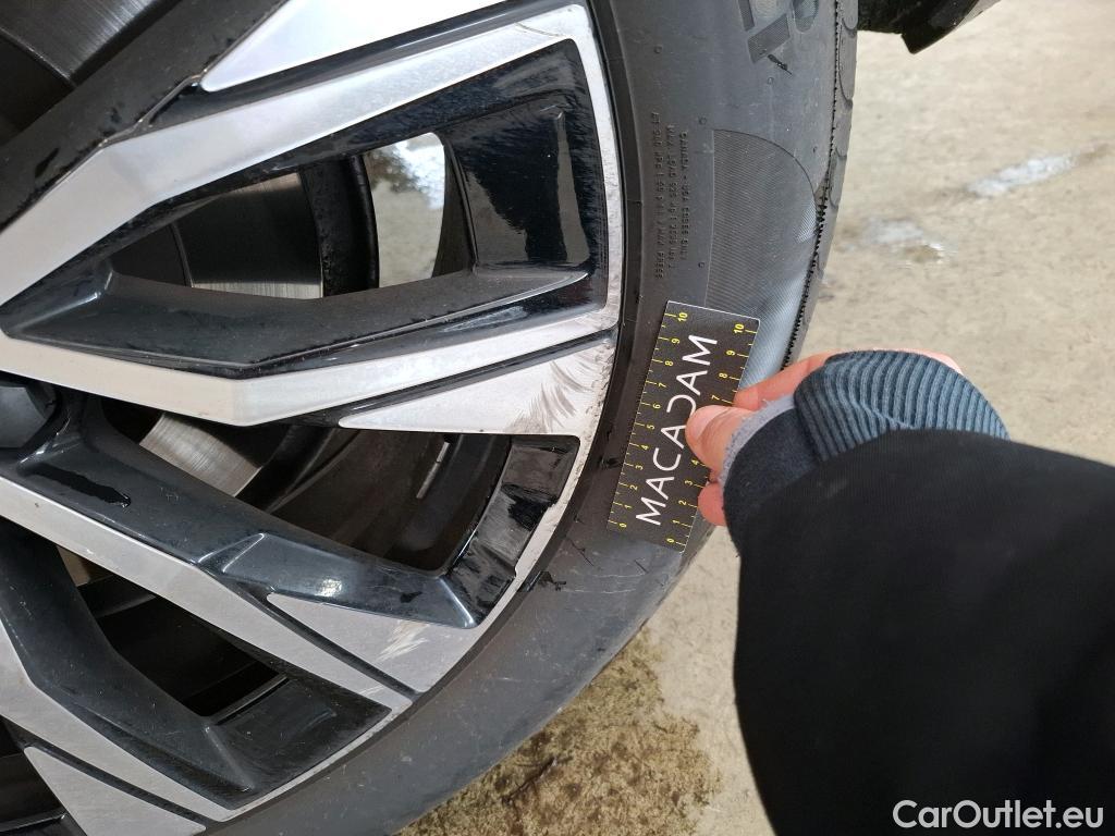  Volvo  XC60  Plus Style Chrome 2WD 2.0 B4 195CV BVA8 E6d #6