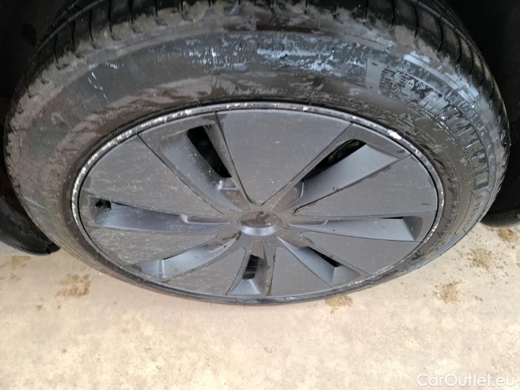  Tesla  Model 3 TESLA  / 2018 / 4P / Berline Grande Autonomie Dual-Motor AWD #29