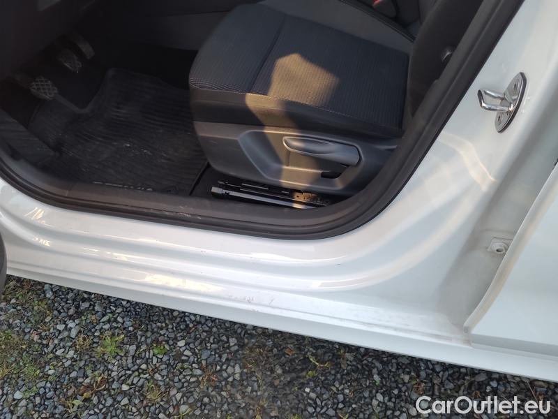  Skoda  Octavia  Lim. (NX3)(2020)  2.0TDI 85 Ambition 5d #7