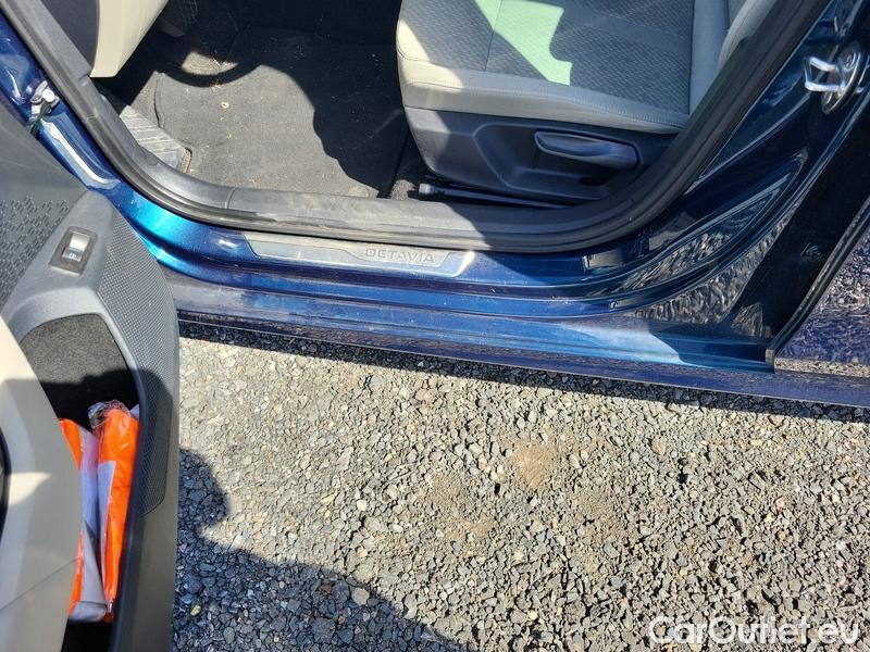  Skoda  Octavia  Combi (NX3)(2020) Oct.Com.1.4TSI 150 Style AT #7