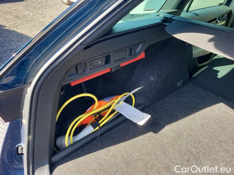  Skoda  Octavia  Combi (NX3)(2020) Oct.Com.1.4TSI 150 Style AT #17