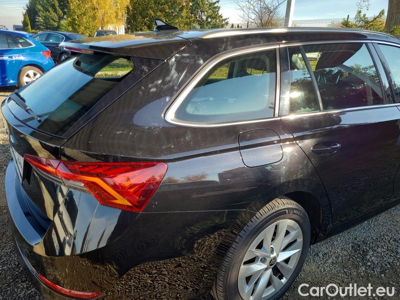  Skoda  Octavia  Combi (NX3)(2020) Oct.Combi 1.0TSI 81 Style #11