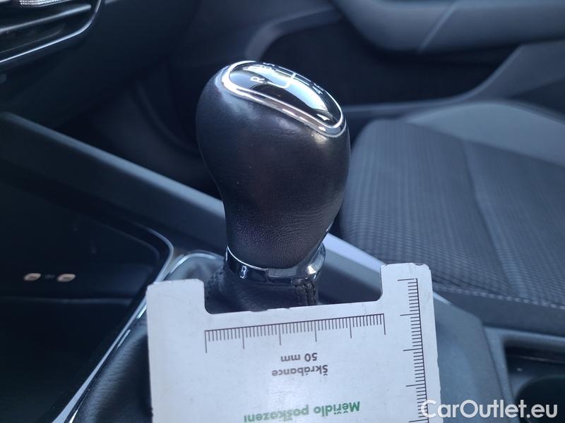  Skoda  Octavia  Lim. (NX3)(2020)  2.0TDI 85 Ambition 5d #8