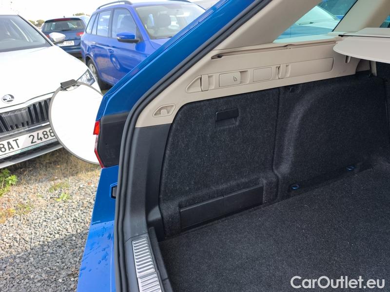  Skoda  Superb  Combi (3V5)(2015) Sup.C.FL2.0TDI 110 Style AT #17