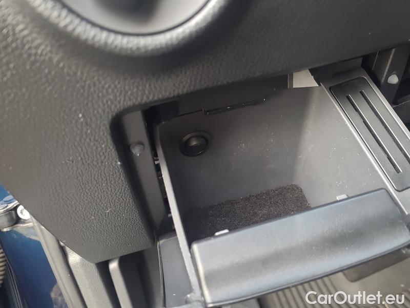  Skoda  Superb  (3V3)(2015) Supe.FL2.0TDI 110 Style AT #18