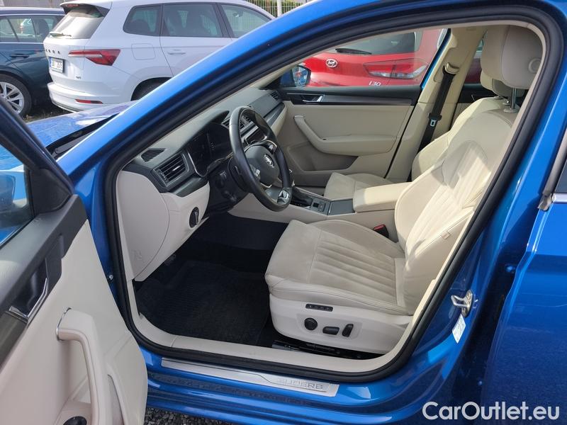  Skoda  Superb  Combi (3V5)(2015) Sup.C.FL2.0TDI 110 Style AT #8