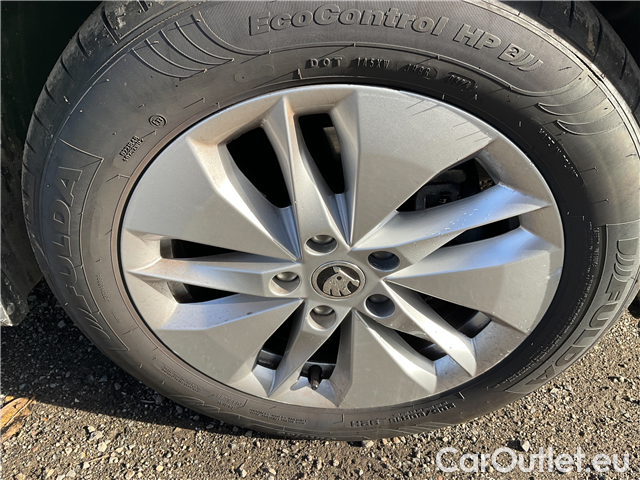  Skoda  Octavia Oct.Com.1.0 e-TEC 81 Ambit.AT #4