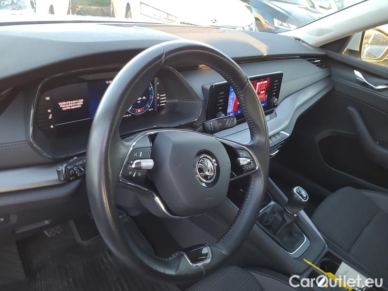  Skoda  Octavia  Lim. (NX3)(2020)  2.0TDI 85 Ambition 5d #11