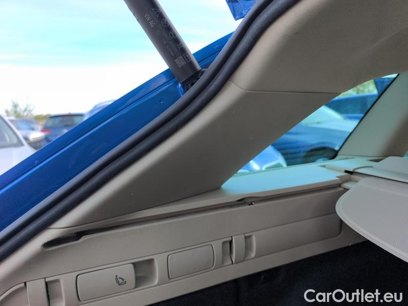  Skoda  Superb  Combi (3V5)(2015) Sup.C.FL2.0TDI 110 Style AT #18