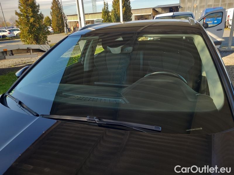  Skoda  Octavia  Combi (NX3)(2020) Oct.Combi 1.0TSI 81 Style #1