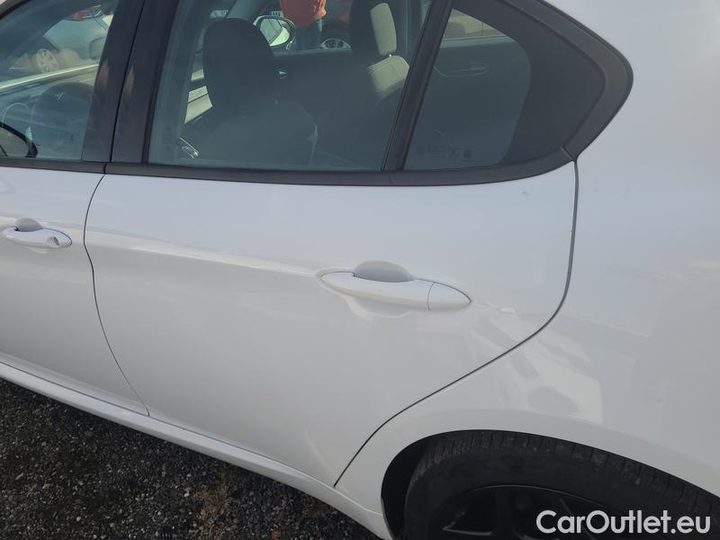  Alfa Romeo  Giulietta Giulia (952) (2016) Giulia 2.0T200 Super AT #5