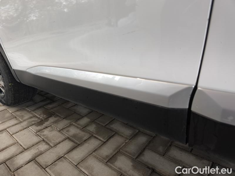  Peugeot  2008  (P1) (2019)  1.5BHDi 110 ALLURE #8