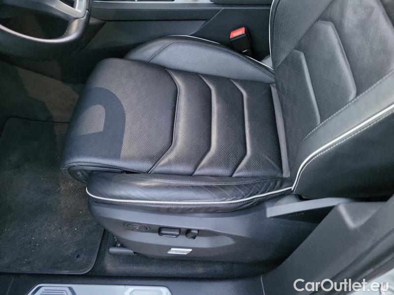  Volkswagen  Touareg  (CR7)(2018->)  3.0TDI Elegance 4M AT #16